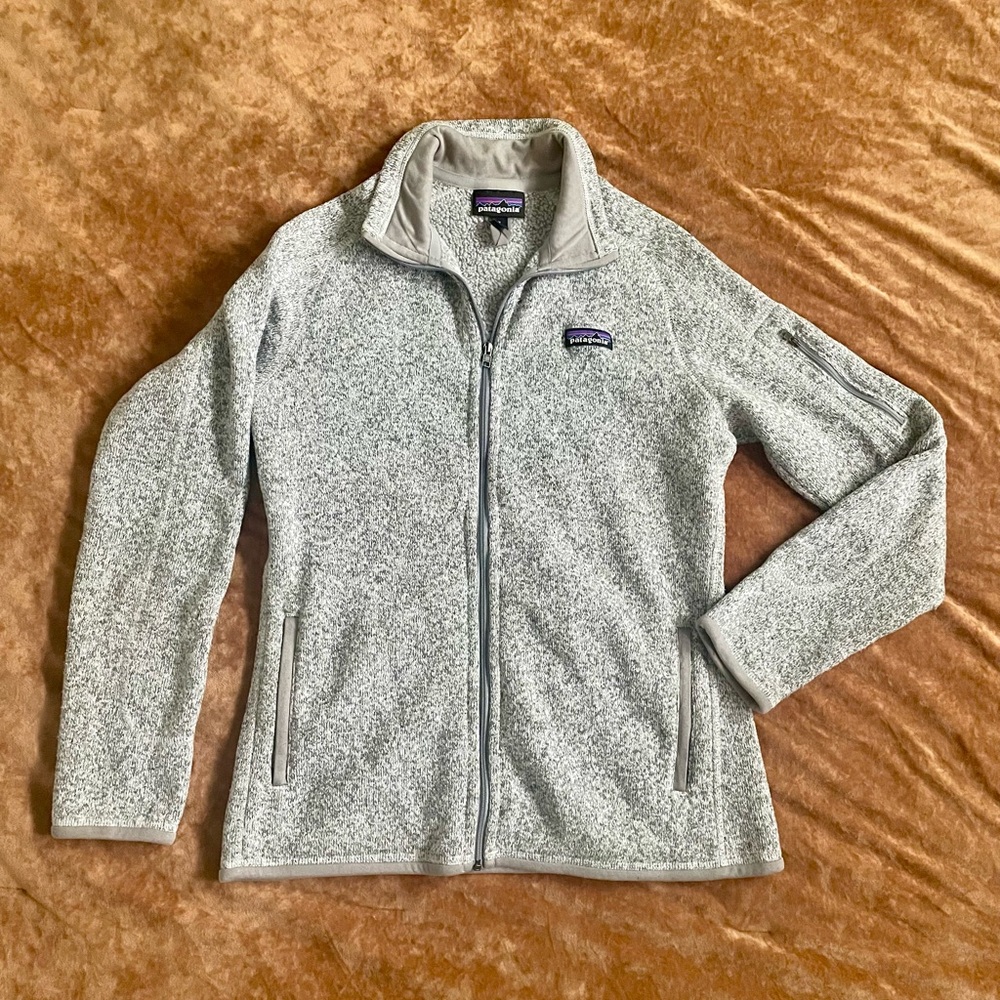 Patagonia Women’s Better Sweater Fleece Jacket in Birch White (heather grey), M